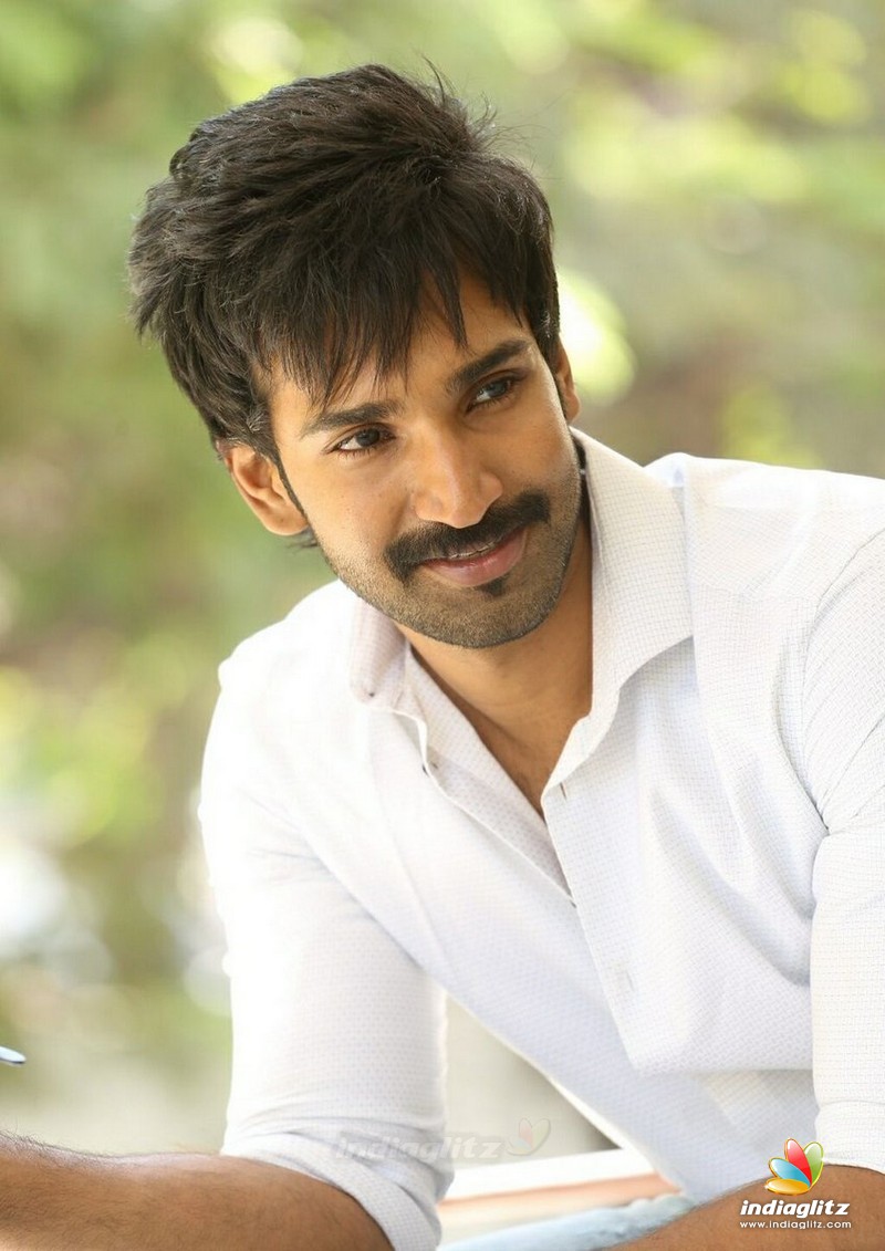 aadhi-gallery-tamil-actor-gallery-stills-images-clips-indiaglitz