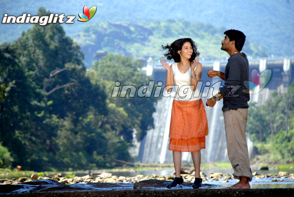 Ananda Thandavam Telugu Movie 20