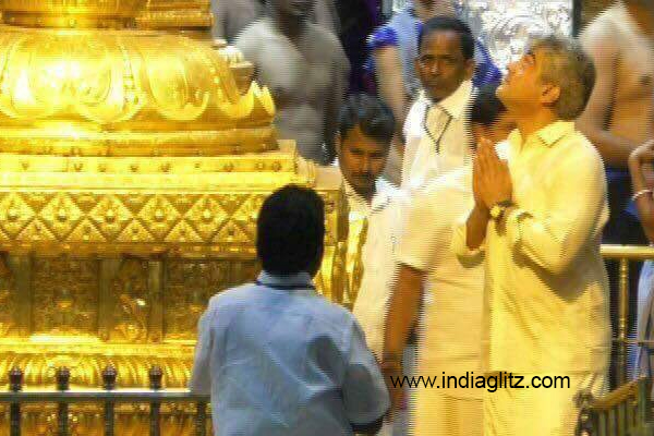 'Vivegam' release: Ajith Kumar seeks blessings at Tirupati temple - See pics